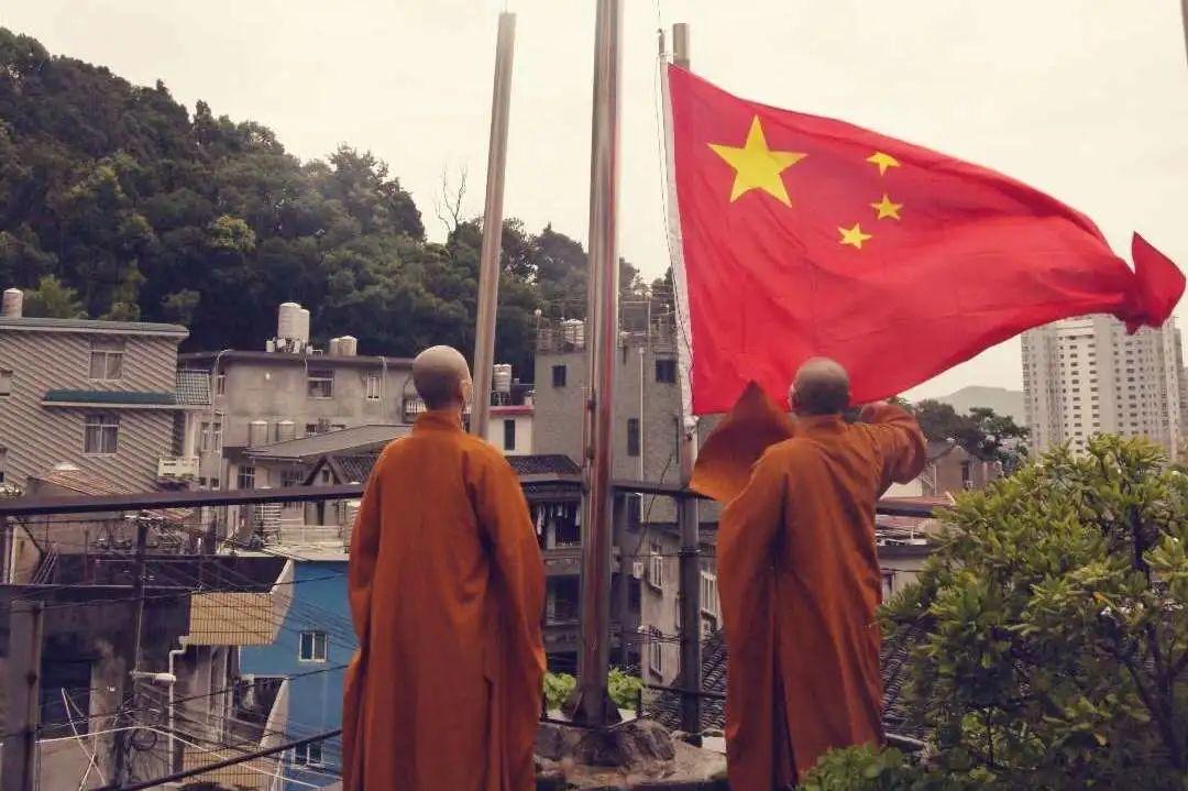 中国农业发展银行鹰潭市分行被罚款25万元，未执行实贷实付，信贷资金滞留借款人贷款账户
