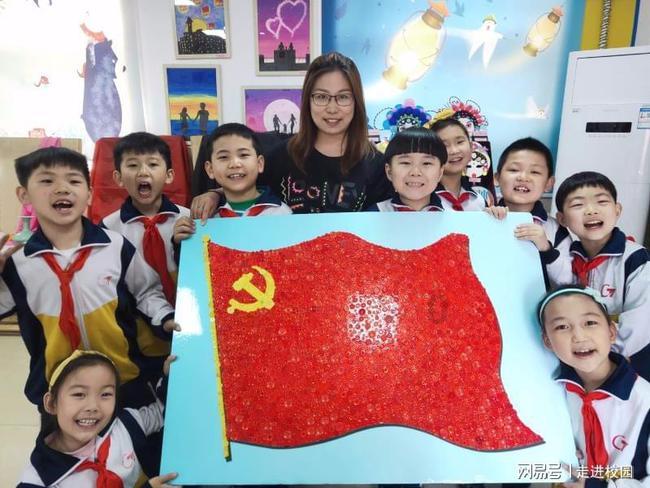 小猫钓鱼游戏龙王版有船